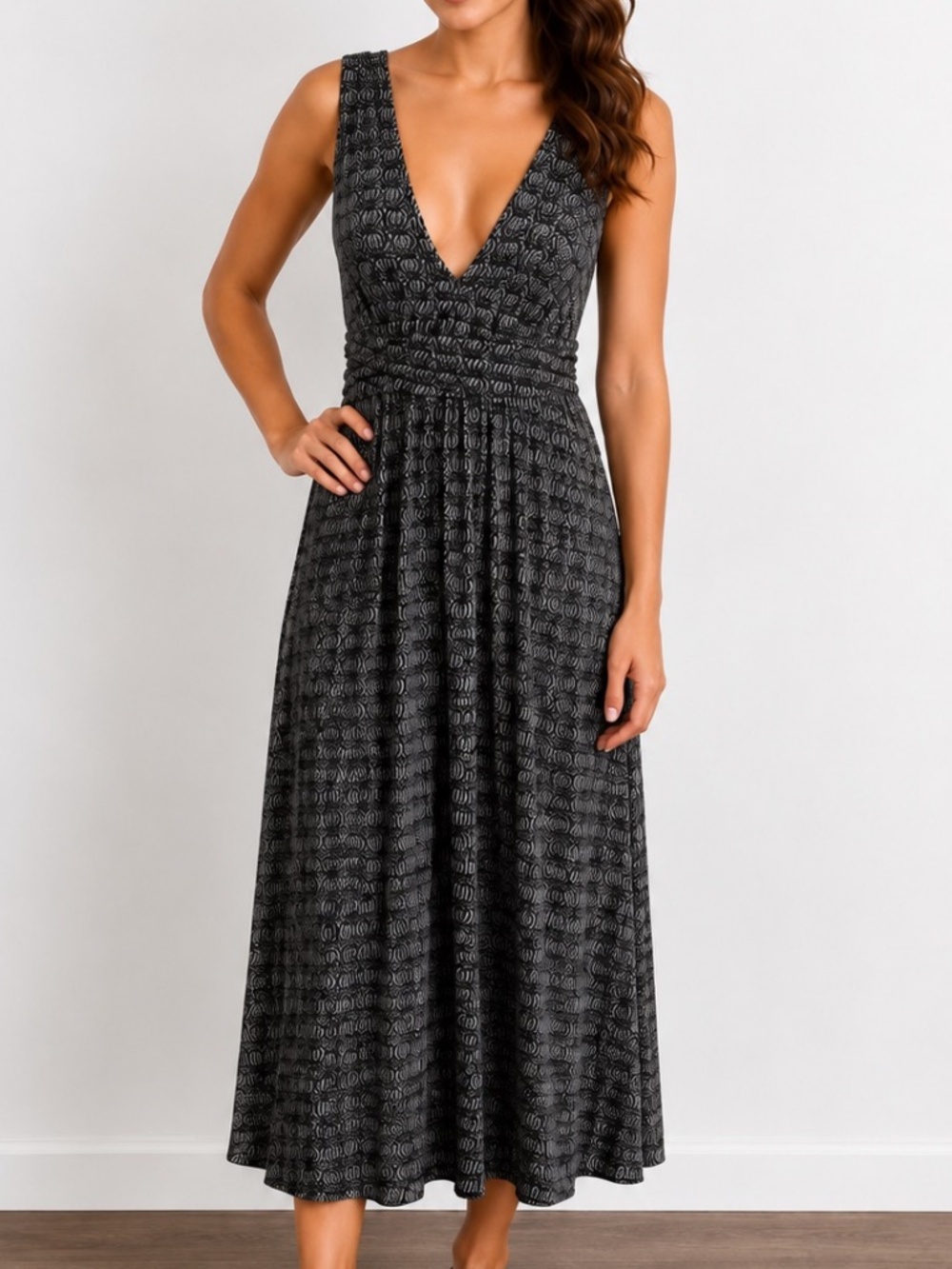 Sleeveless Midi Dress Size Medium.